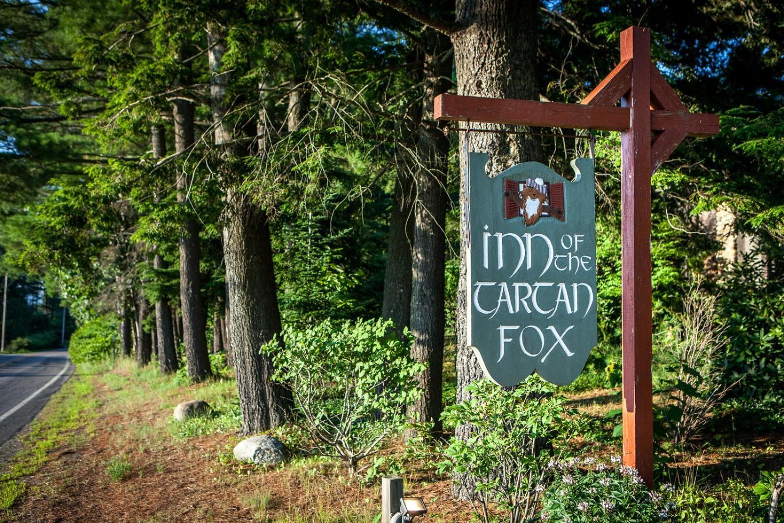 The Tartan Fox At The Meadmere Swanzey Bagian luar foto